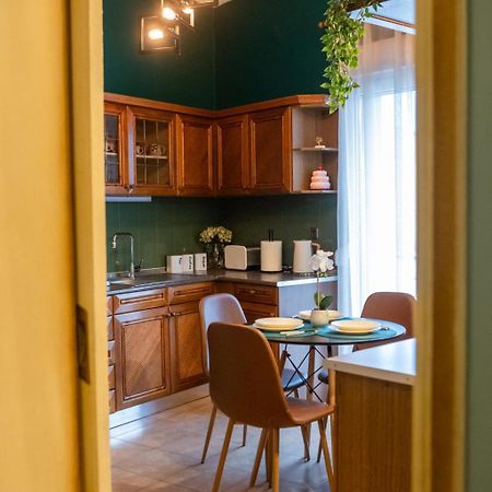 Corner House Apartment แคซโทเรีย ภายนอก รูปภาพ